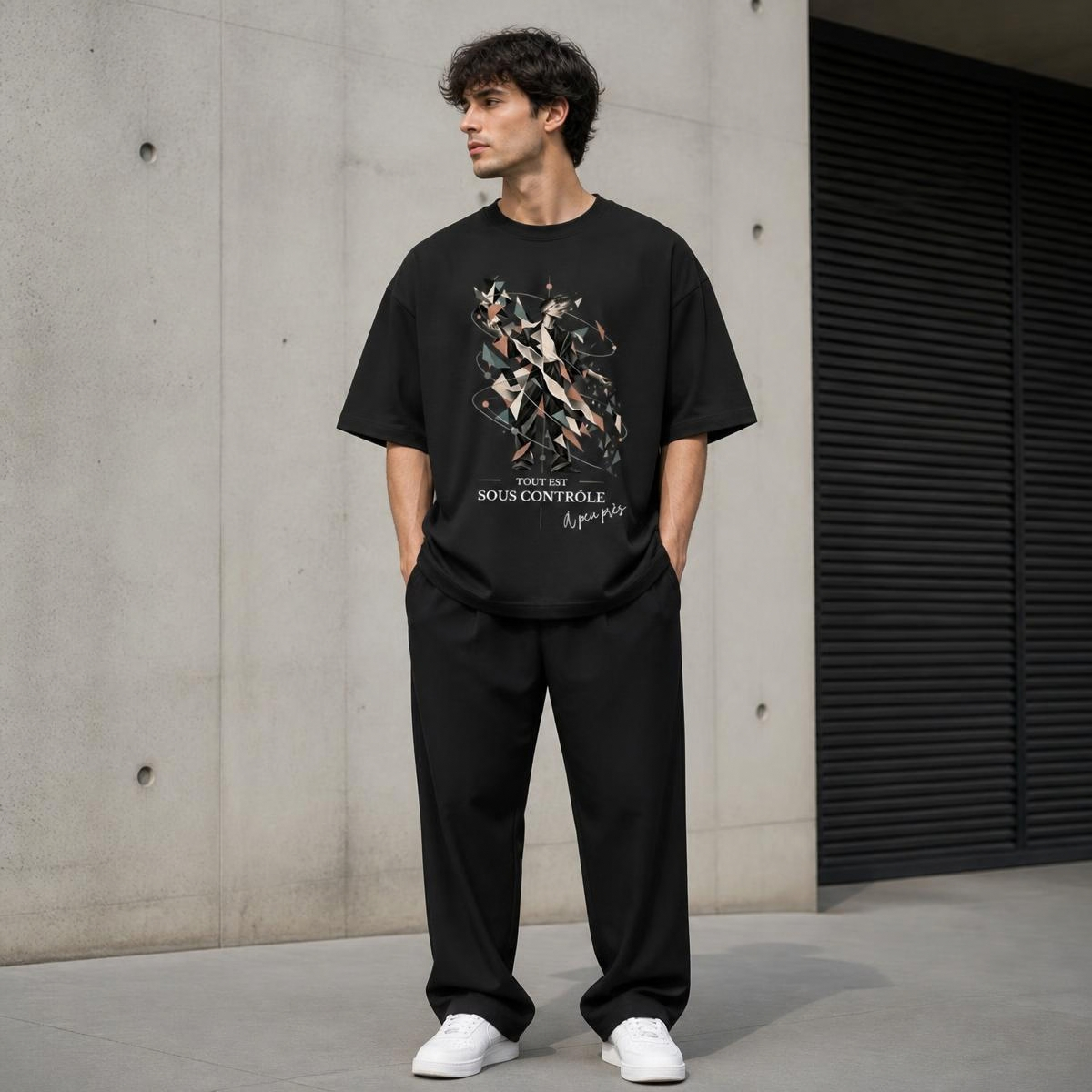 T-shirt oversize « Tout est sous contrôle » – OwnVie